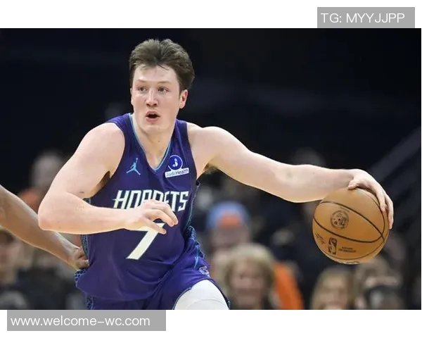 克尼佩尔展现三分神技弗拉格全能表现奎因火力全开助球队获胜